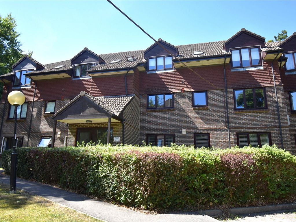1 bed flat for sale in Jardine Court, Church Road, Crowborough, East