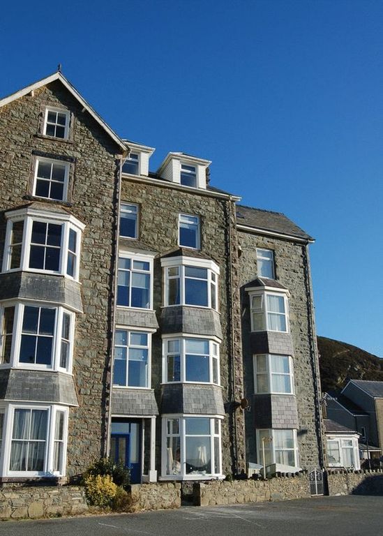 3 bed flat to rent in Marine Parade, Barmouth LL42 Zoopla
