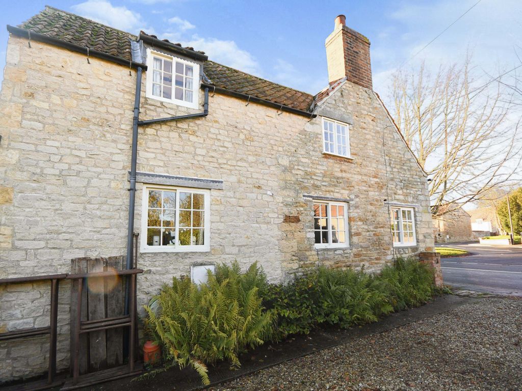 3 bed semidetached house for sale in Church Hill, Dunston, Lincoln LN4