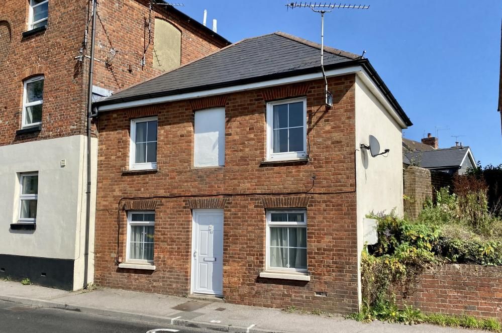 3 bed semidetached house for sale in Christchurch Rd, Ringwood BH243Al BH24, £300,000 Zoopla