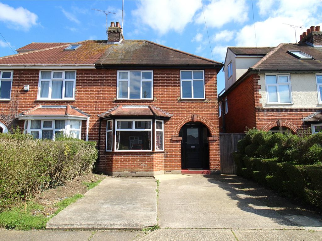 3 bed semidetached house to rent in Margaret Road, Colchester CO1 Zoopla