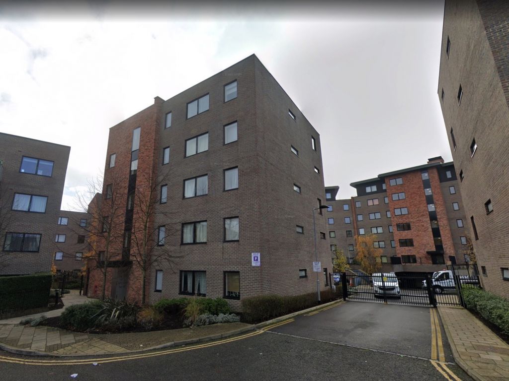 1 bed flat for sale in Armstrong Road, London NW10 Zoopla