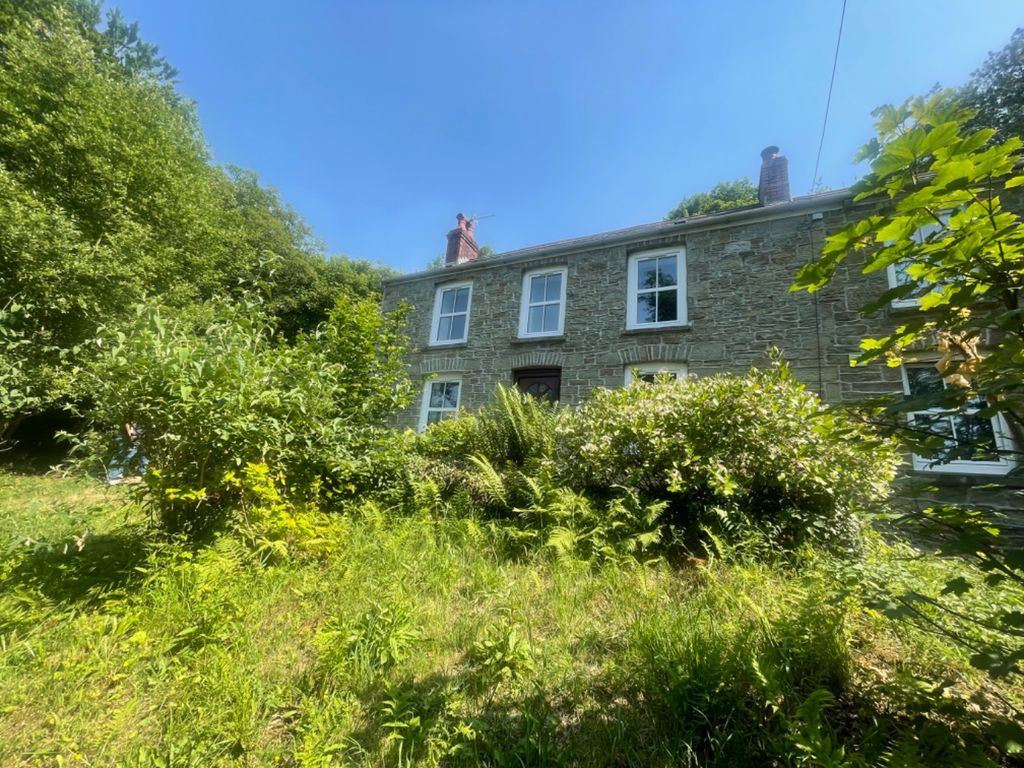 3 bed semidetached house to rent in Mount Pleasant, Balaclava Road