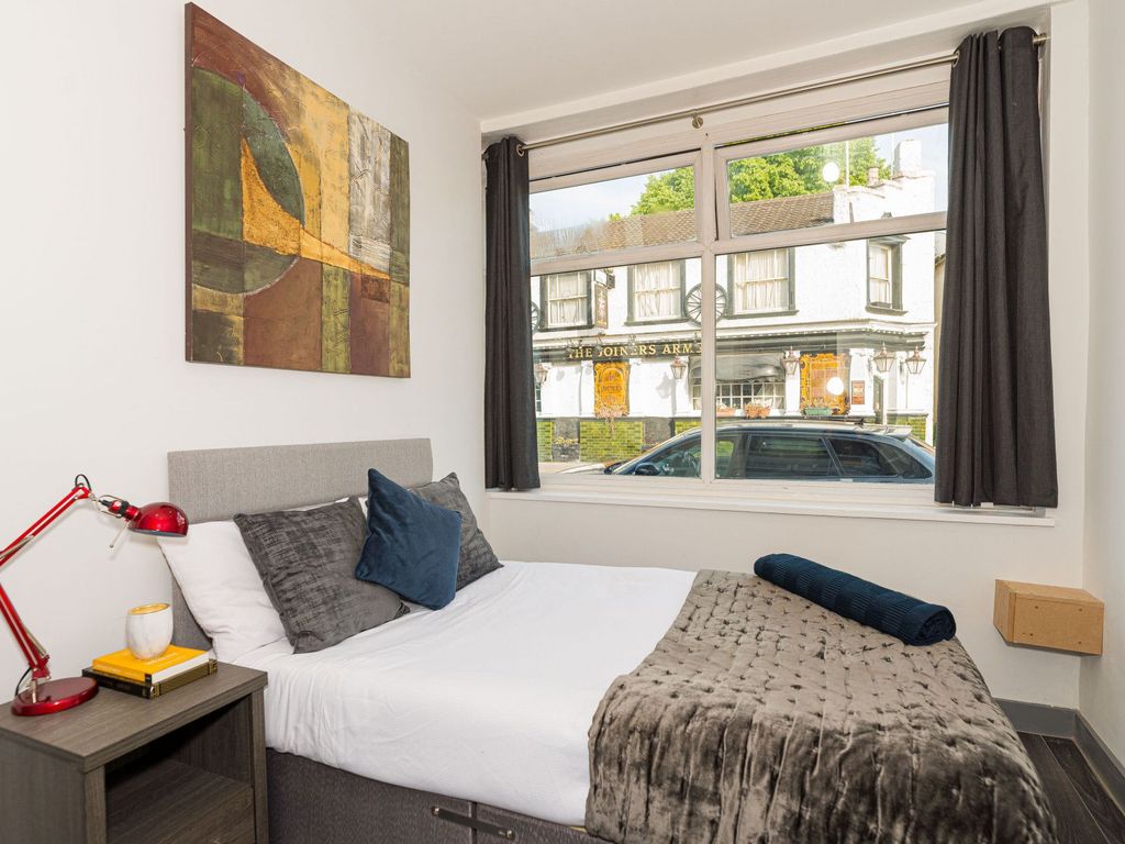 Room to rent in Woodside Green, Woodside, Croydon SE25 Zoopla