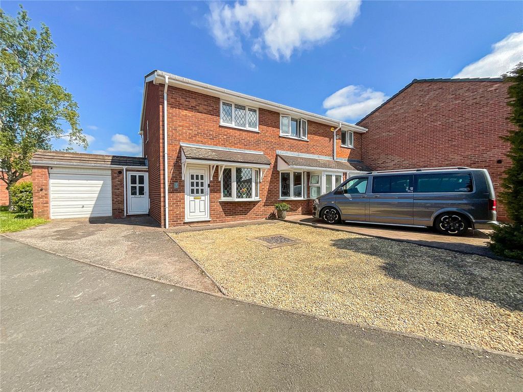 2 bed semidetached house for sale in Elm Tree Close, Kingsbury