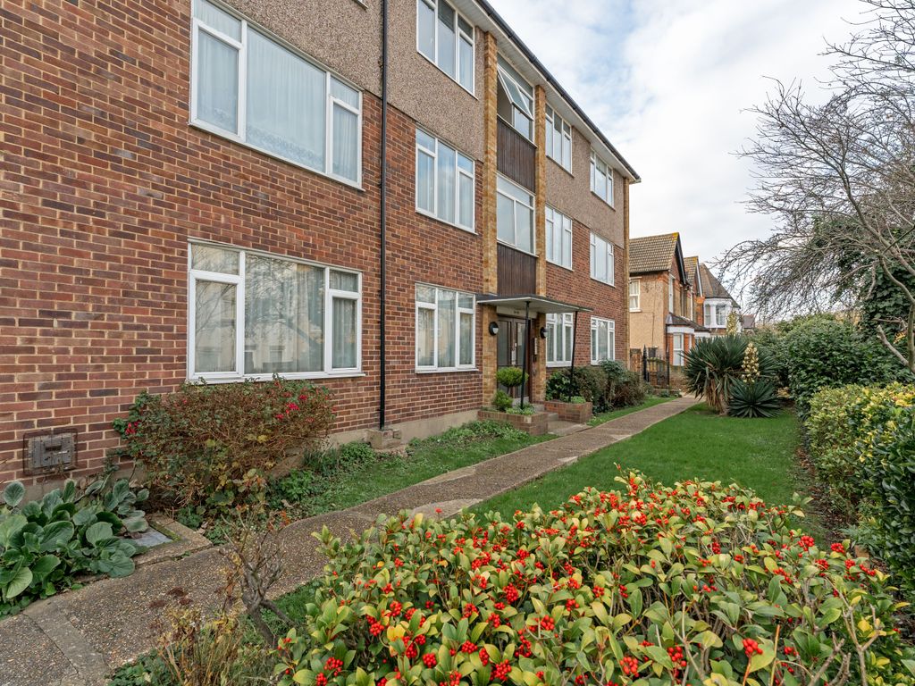 Cambridge Park, London E11  