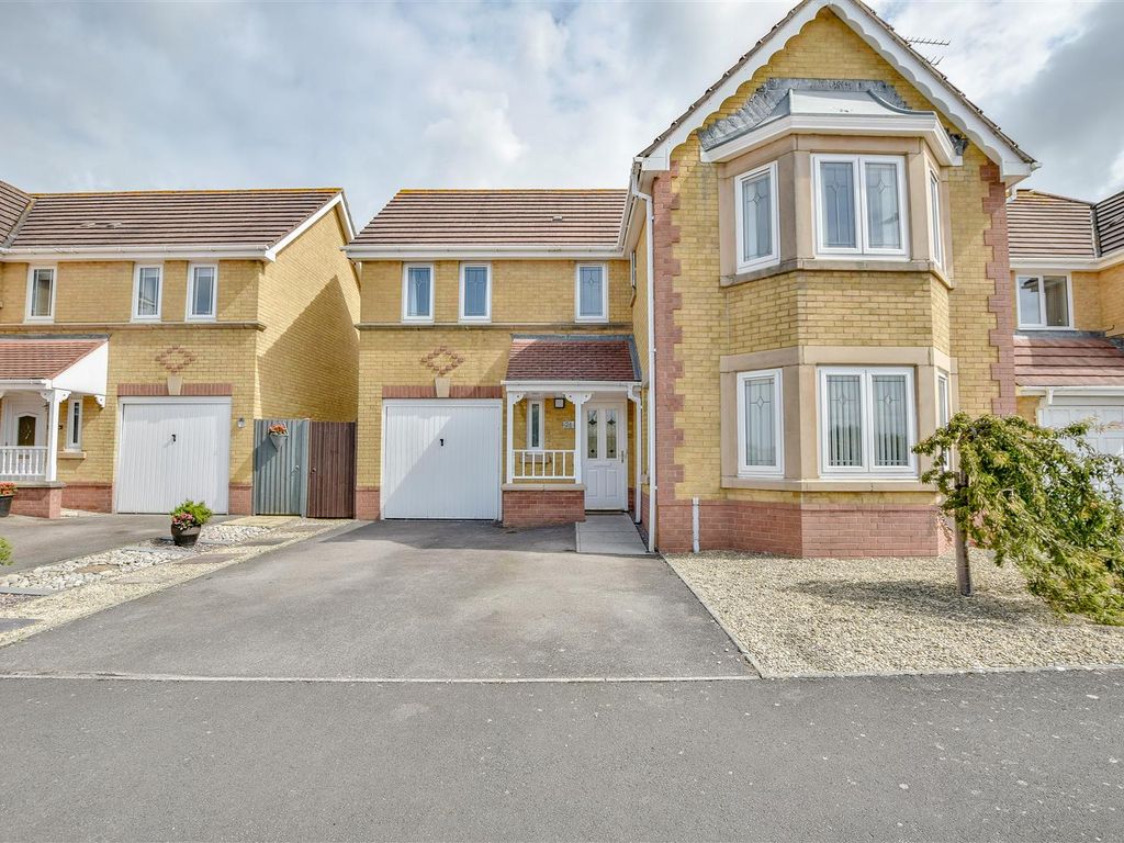 4 bed detached house for sale in Bryn Y Gloyn, Rhoose, Barry CF62 Zoopla