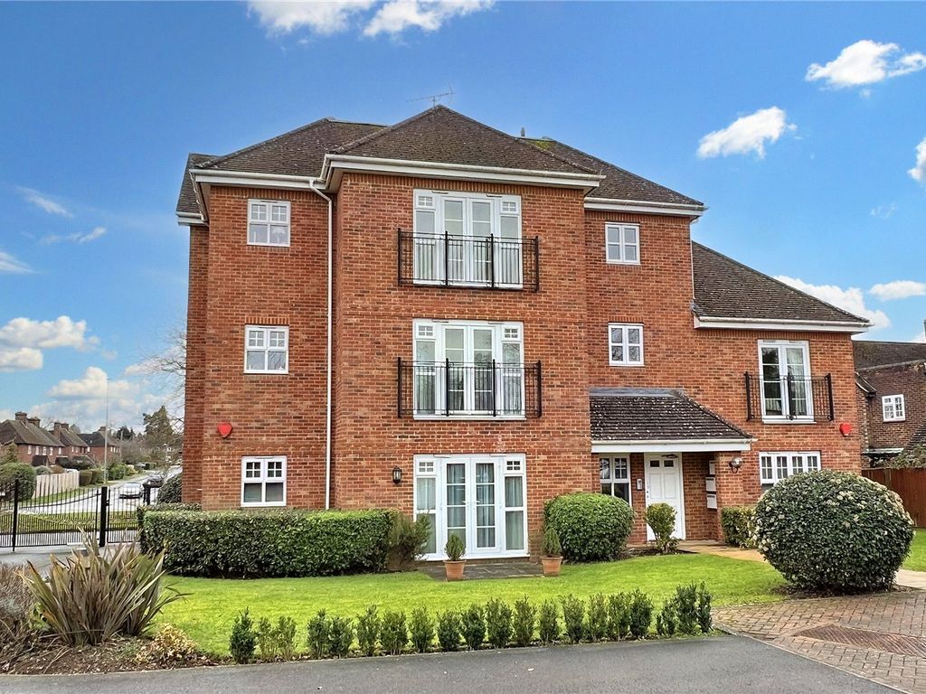 2 bed flat for sale in Maxwell Road, Beaconsfield HP9 Zoopla