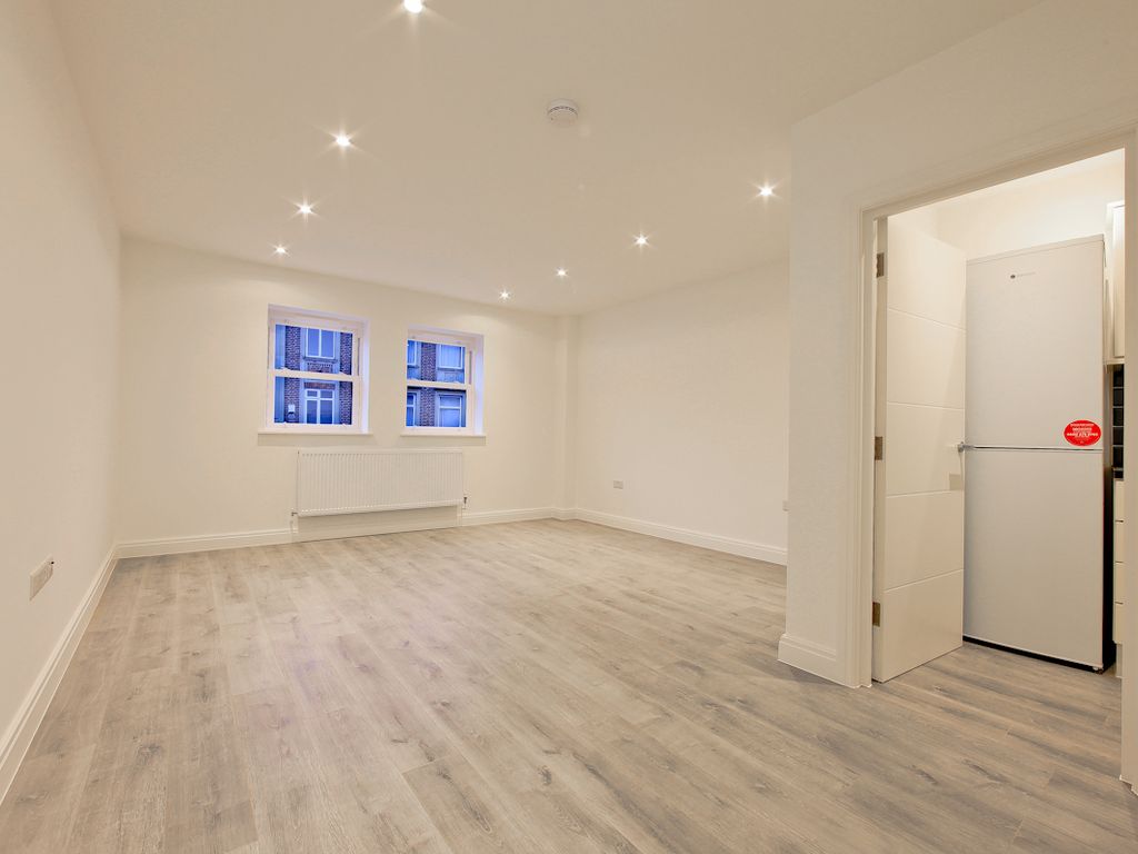 1 bed flat to rent in South End, South Croydon CR0, £950 pcm Zoopla