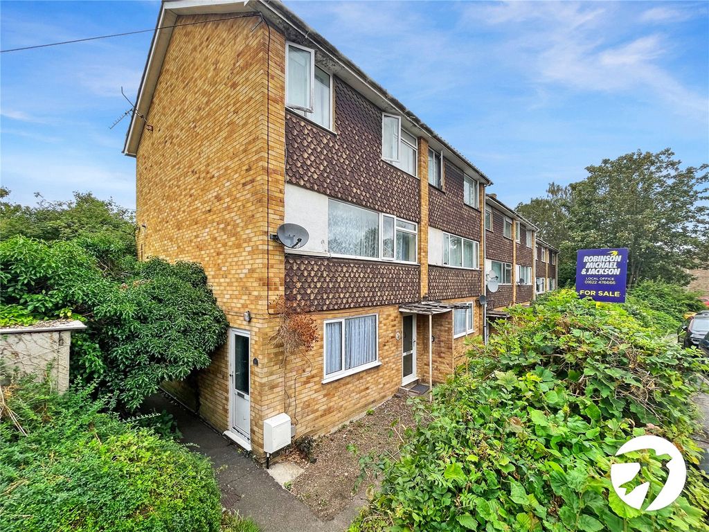 2 bed for sale in Dixon Close, Maidstone, Kent ME15 Zoopla