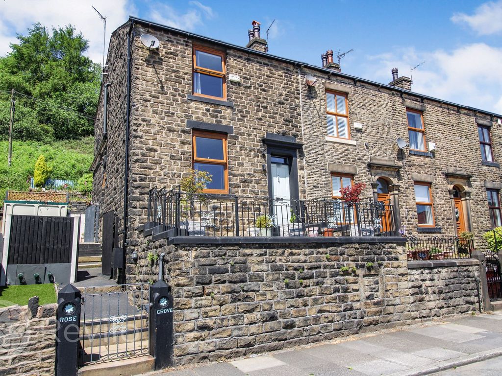 3 bed end terrace house for sale in Huddersfield Road, Newhey OL16 Zoopla
