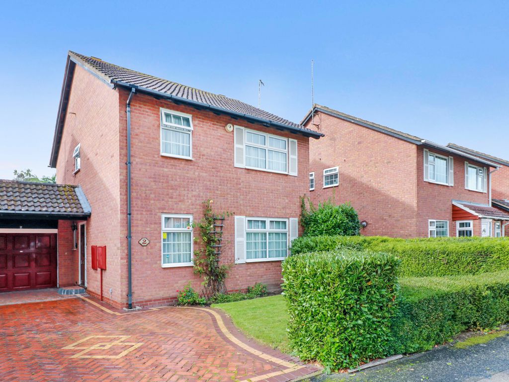 4 bed detached house for sale in Heather Grove, Solihull B91, £439,950