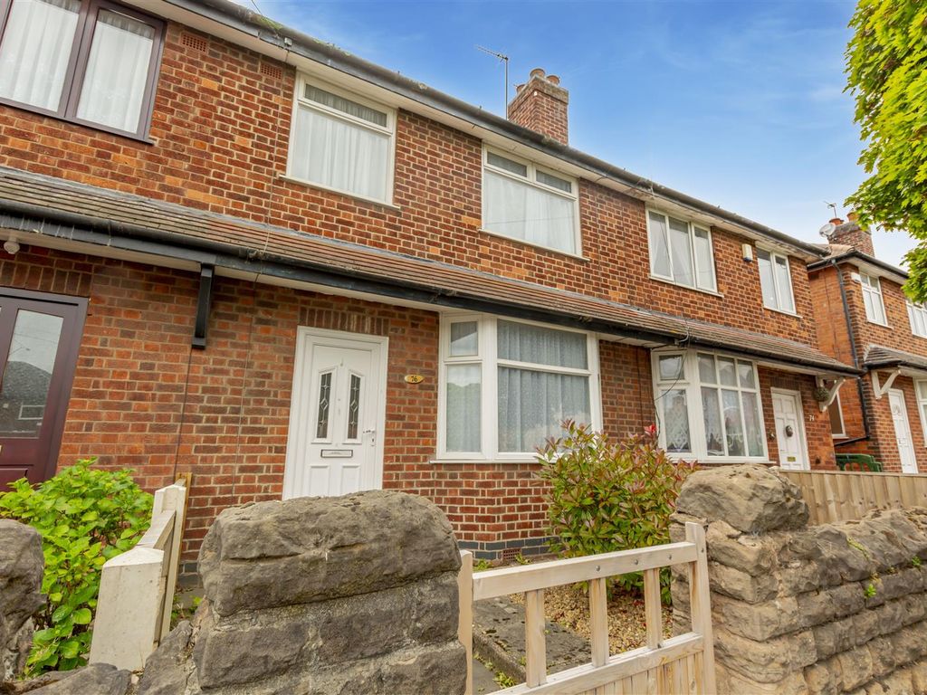 3 bed terraced house for sale in city road, beeston, nottingham ng9
