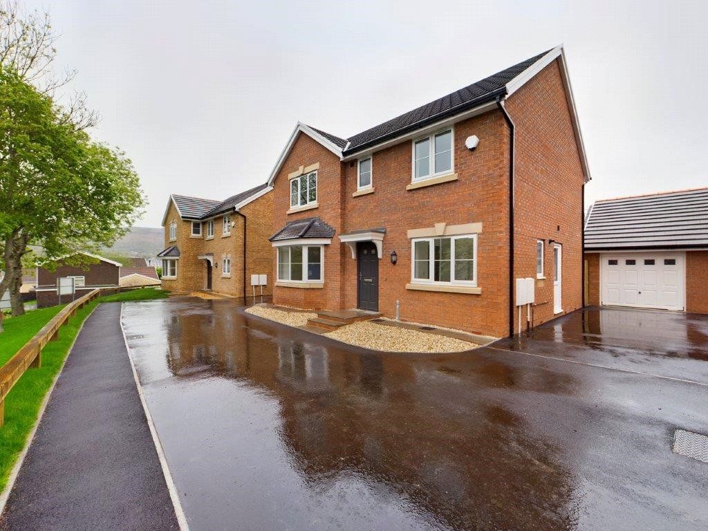 4 bed detached house for sale in Cwm Heulwen, Aberaman, Aberdare CF44