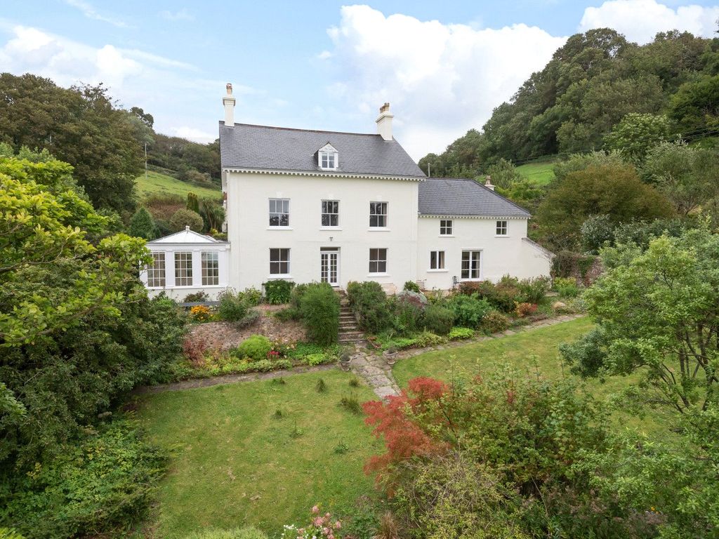 6 Bed Detached House For Sale In Salcombe Regis, Sidmouth Ex10, £ 