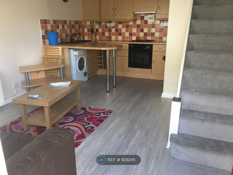 1 bed terraced house to rent in Peel House, Egham TW20 Zoopla