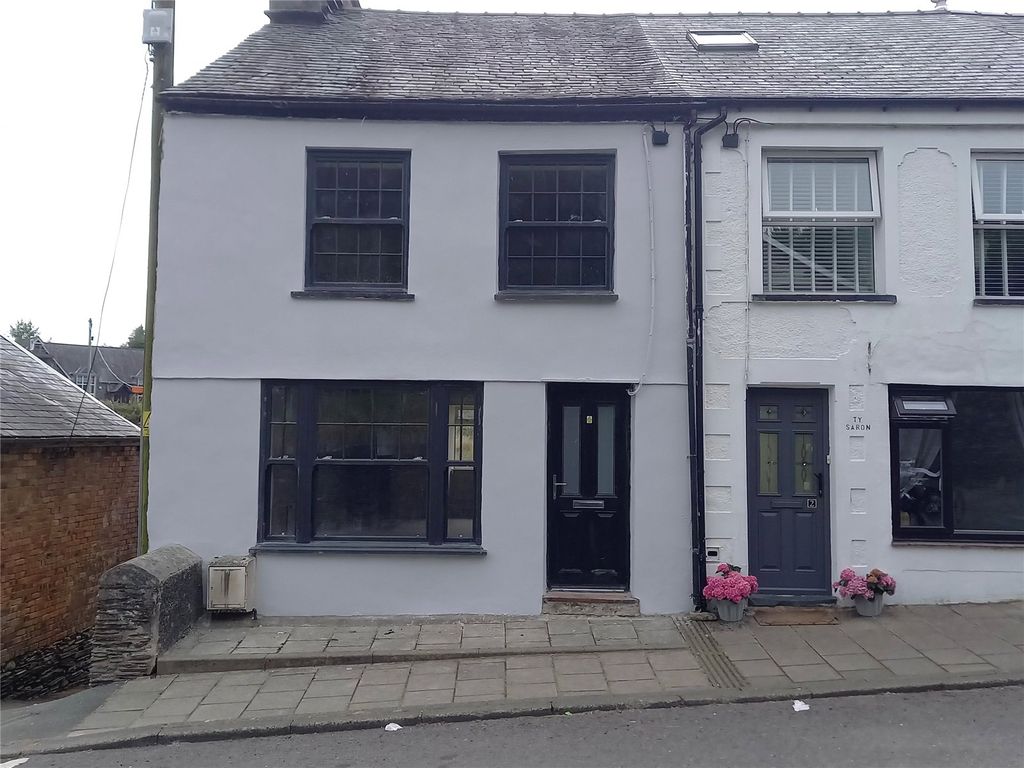 3 bed end terrace house for sale in Saron Houses, Ffestiniog, Blaenau