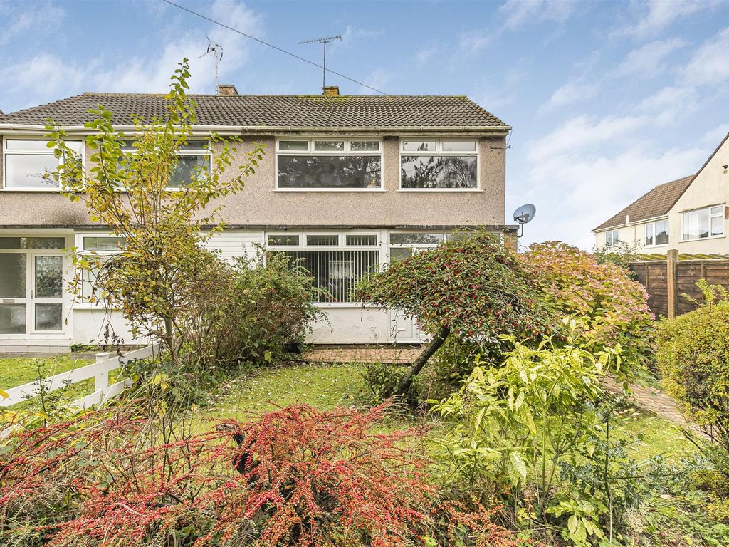 3 bed semidetached house for sale in Crossman Avenue, Winterbourne