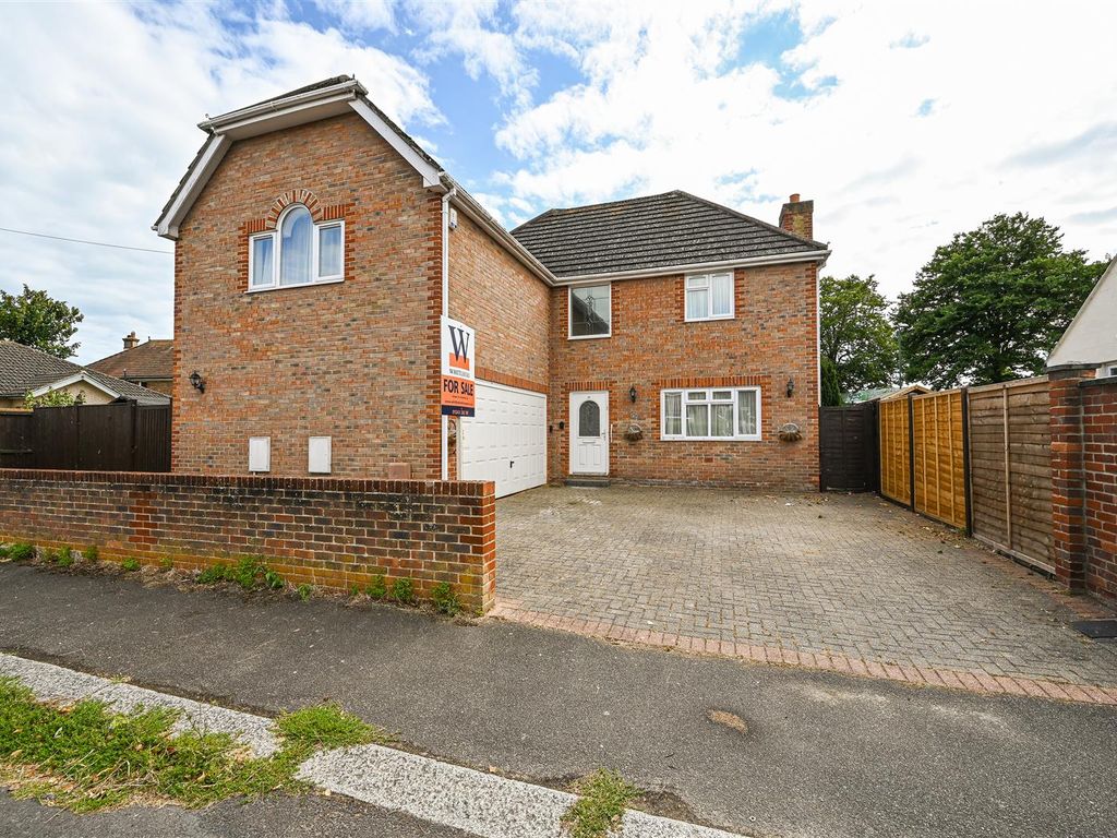 5 bed detached house for sale in Normanton Avenue, Bognor Regis PO21 Zoopla