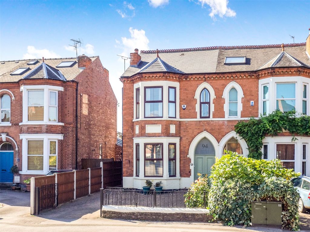 5 bed semidetached house for sale in Loughborough Road, West Bridgford