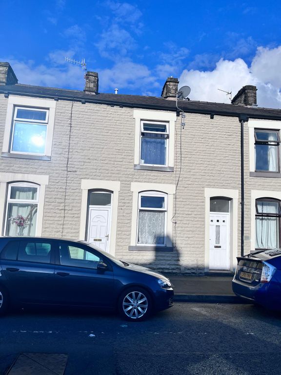 3 bed terraced house for sale in Colne Road, Burnley BB10, £90,000 Zoopla