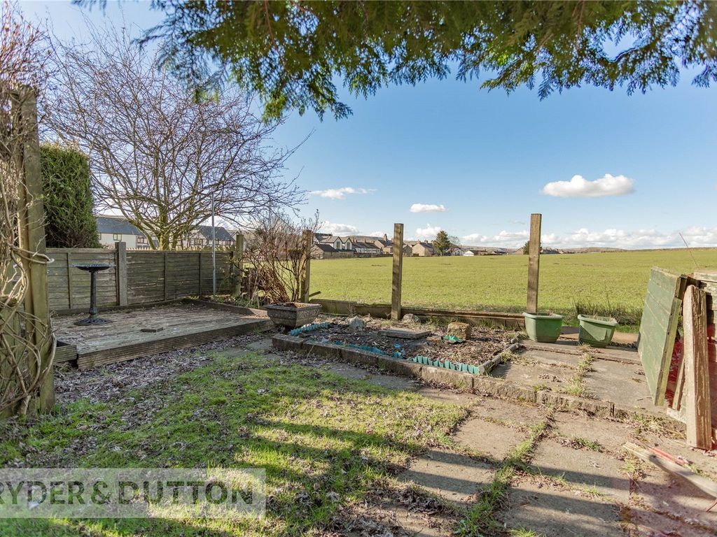 3 bed semidetached house for sale in Gincroft Lane, Edenfield