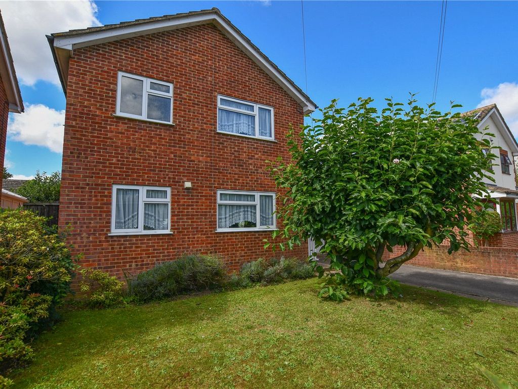 3 bed detached house for sale in Gorse Ride South, Finchampstead