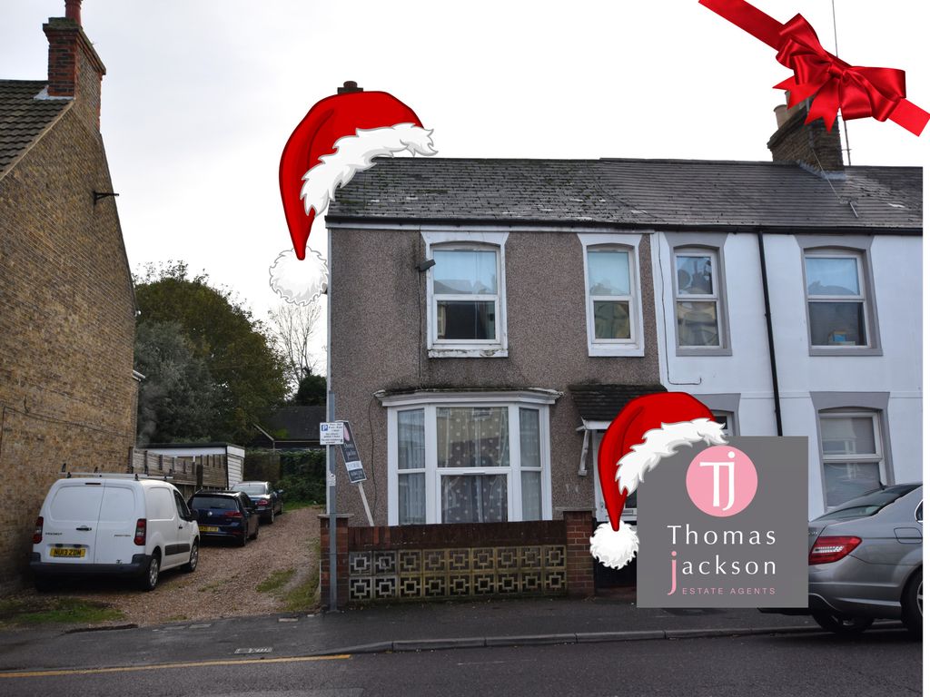 3 bed end terrace house to rent in Road, Margate CT9, £1,100 pcm