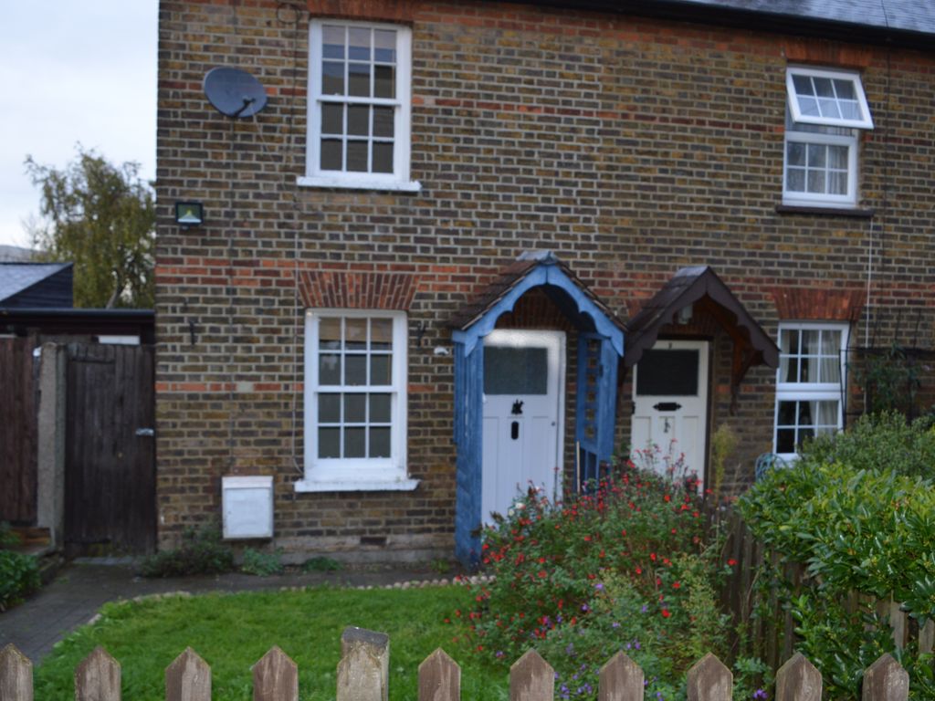 1 bed cottage to rent in Bell Lane, Hoddesdon EN11, £1,025 pcm Zoopla