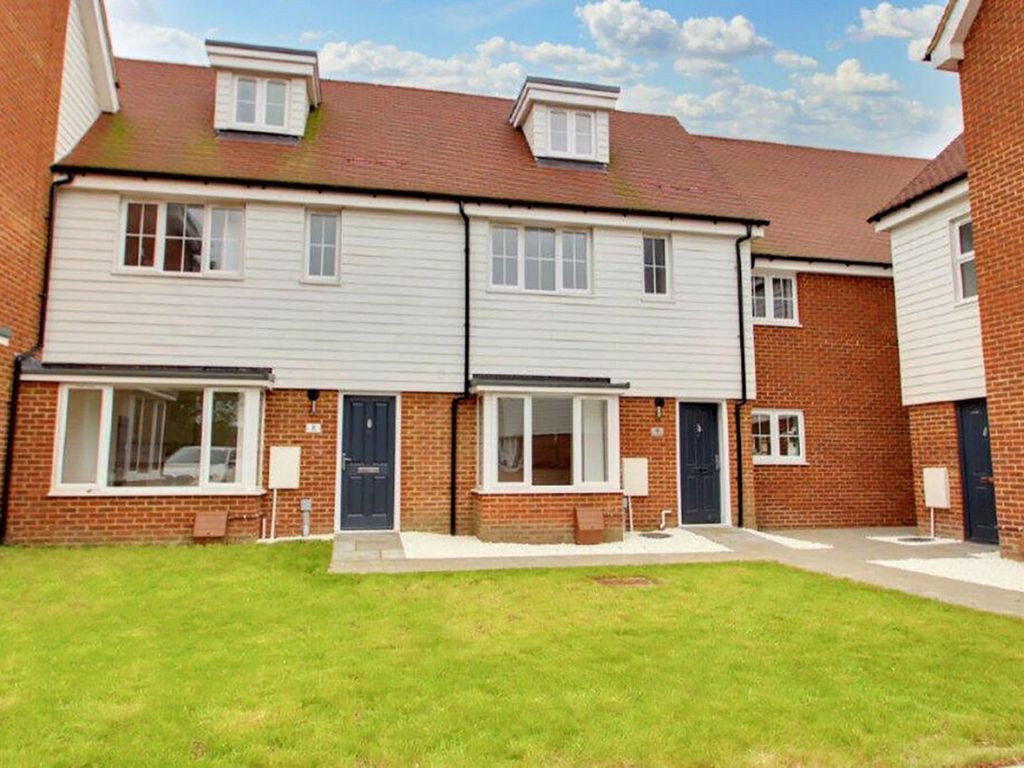 5 bed terraced house for sale in Old Port Place, New Romney TN28, £325,000 Zoopla