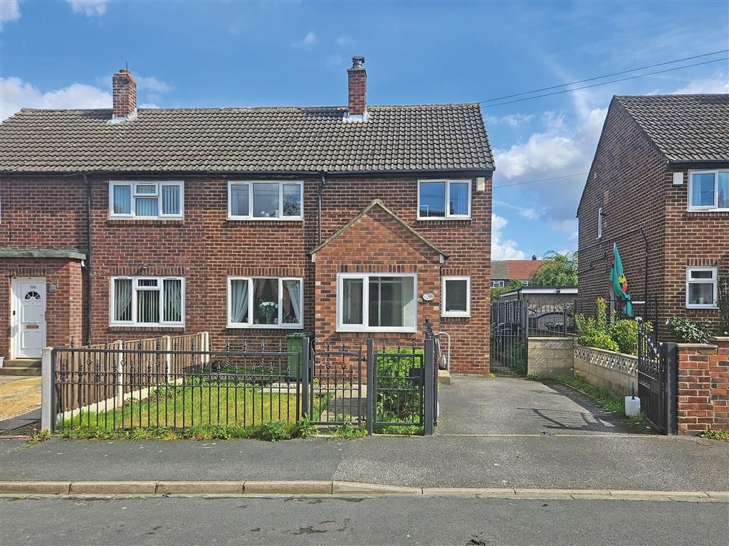 3 bed semidetached house for sale in Embleton Road, Methley, Leeds