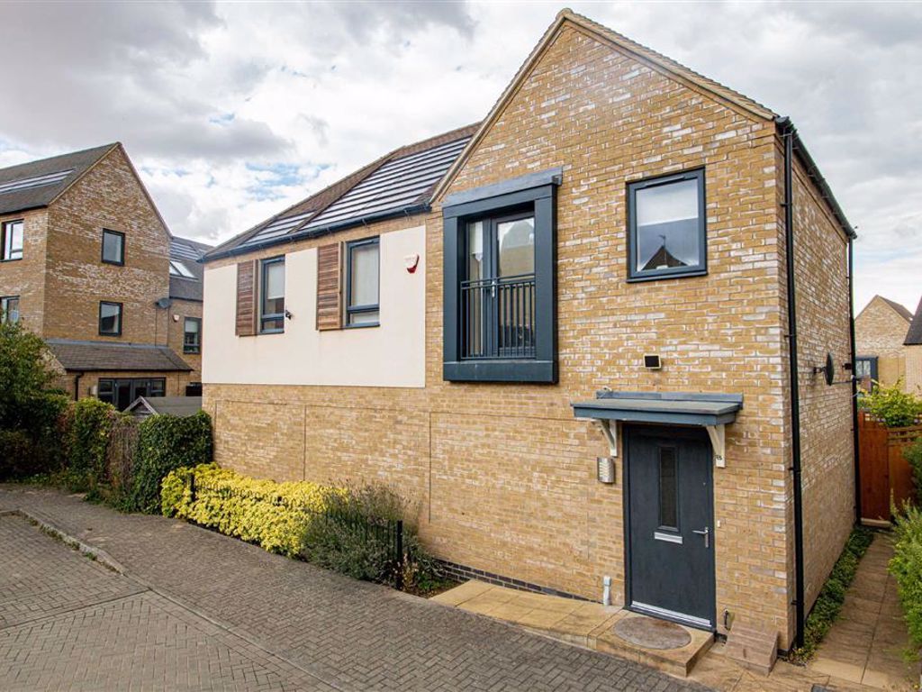 2 bed detached house to rent in Fitzgerald Grove, Tattenhoe Park