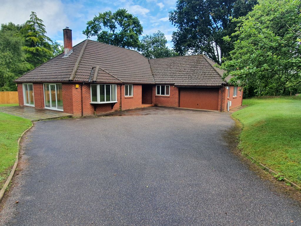 4 bed detached bungalow to rent in Hawkins Lane, West Hill, Ottery St. Mary EX11 Zoopla