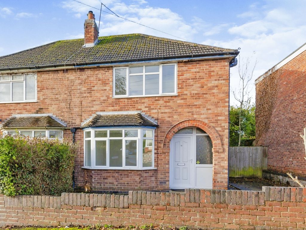 3 bed semidetached house for sale in Fairfield Road, Oadby, Leicester