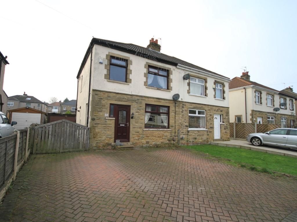 3 bed semidetached house for sale in Leafield Drive, Eccleshill