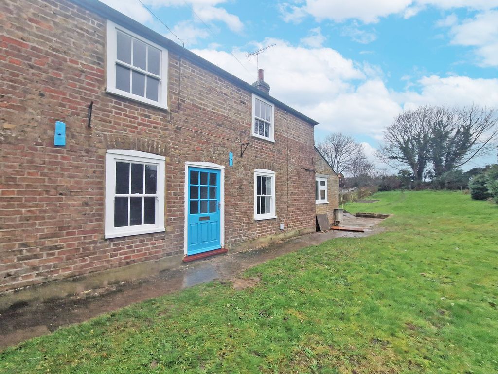 2 bed cottage to rent in The Street, Acol, Birchington CT7, £1,200 pcm