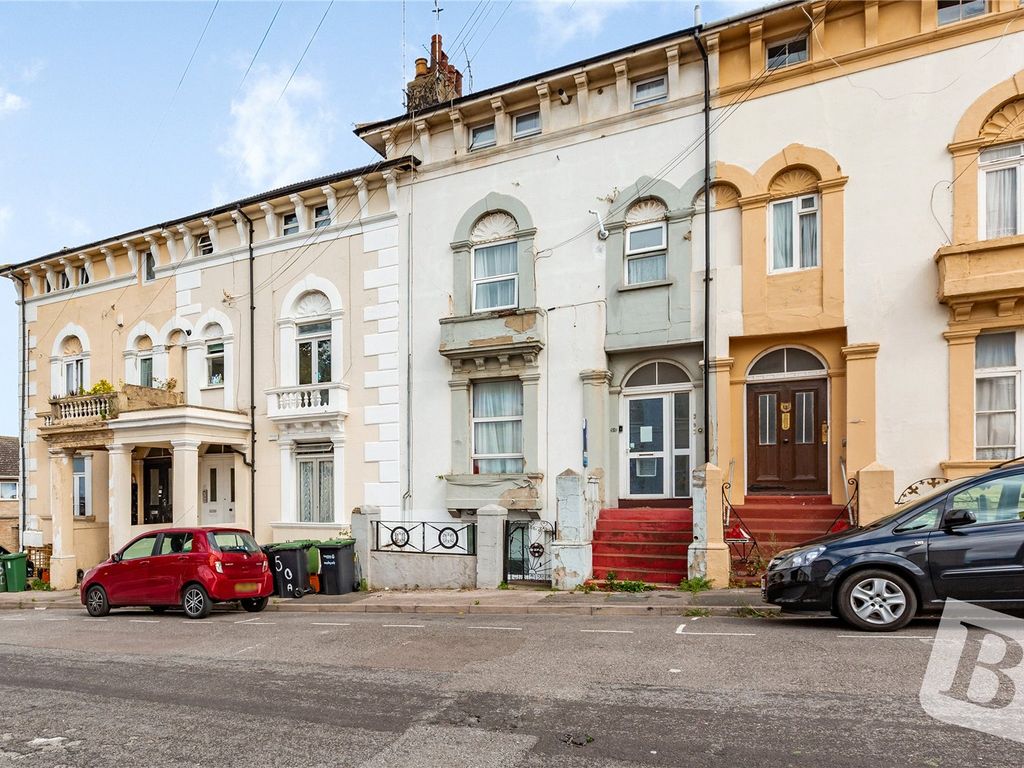 1 bed flat for sale in Pier Road, Northfleet, Gravesend, Kent DA11 Zoopla