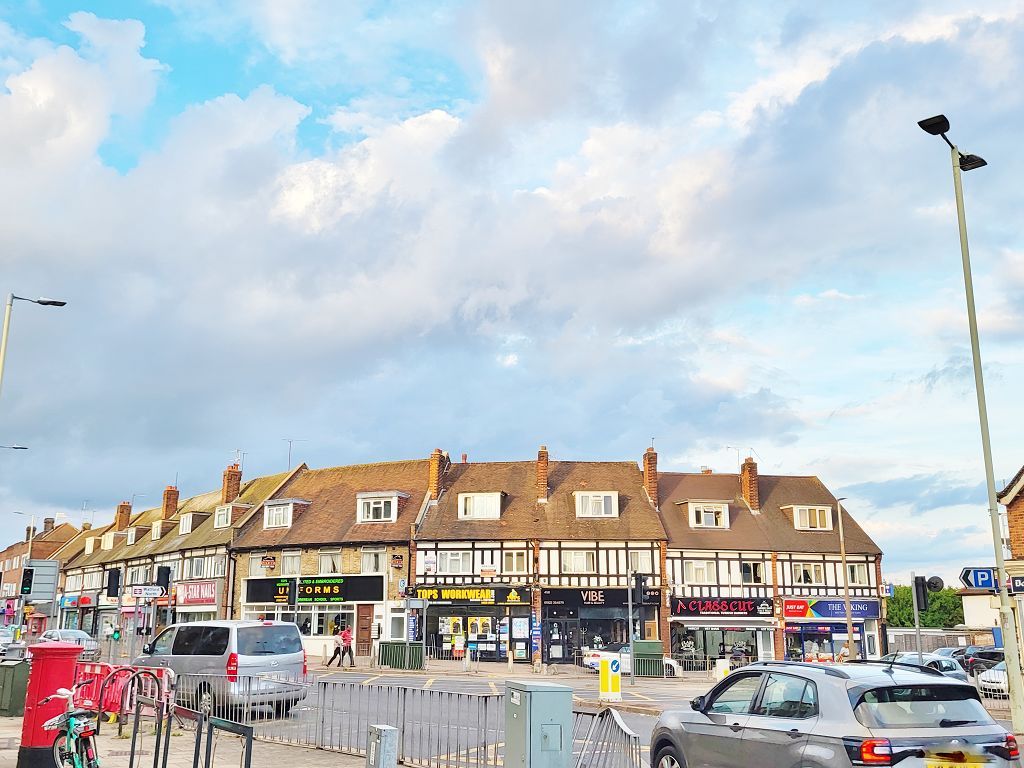 2 bed flat to rent in St Albans Road, Watford WD24 Zoopla