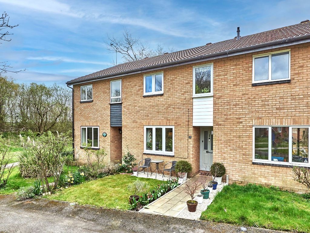 3 bed terraced house for sale in Richmond Walk, St. Albans