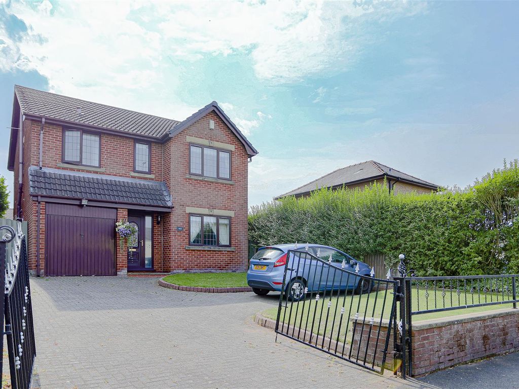 4 bed property for sale in Preston Old Road, Feniscowles, Blackburn BB2