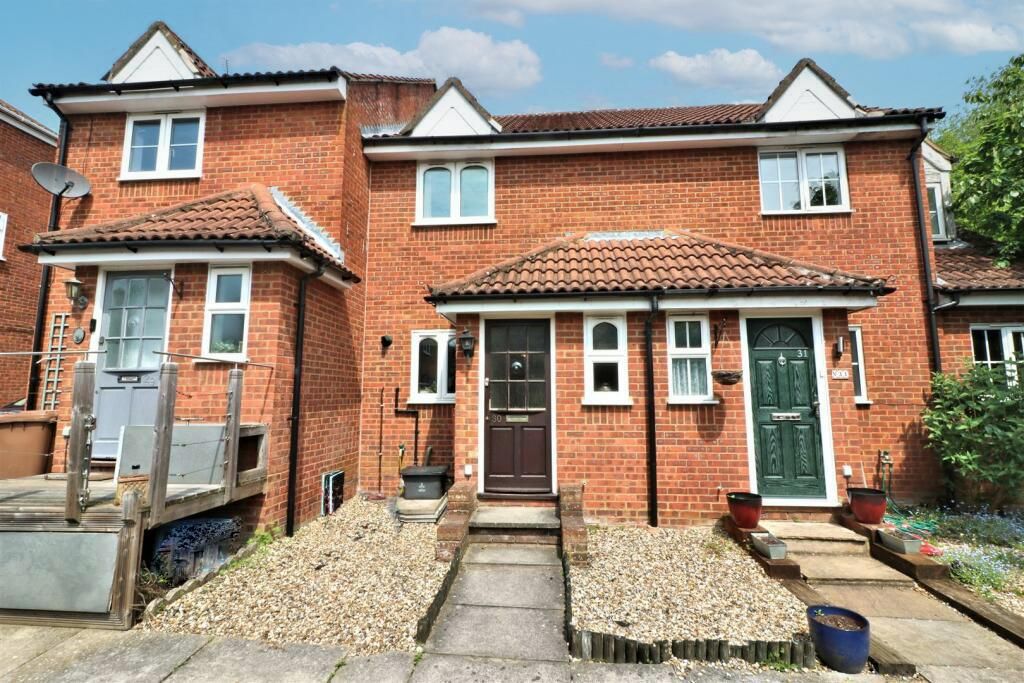2 bed terraced house to rent in Conifer Walk, Stevenage SG2, £1,350 pcm Zoopla