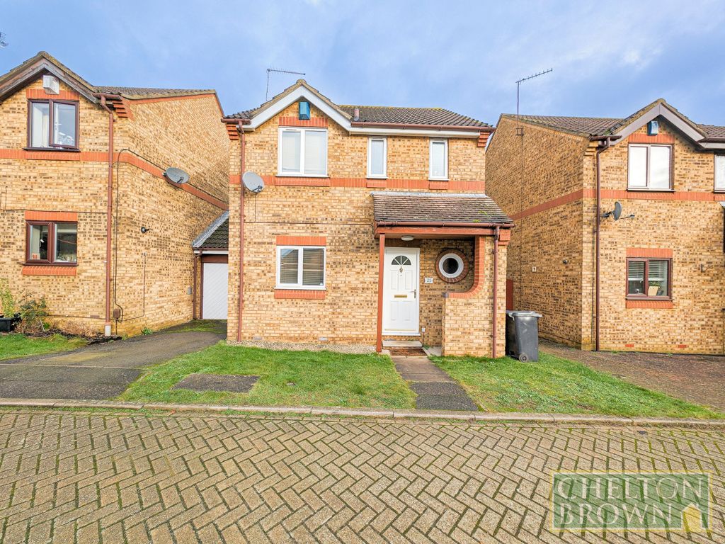3 bed linkdetached house to rent in The Fairoaks, Northampton NN3, £
