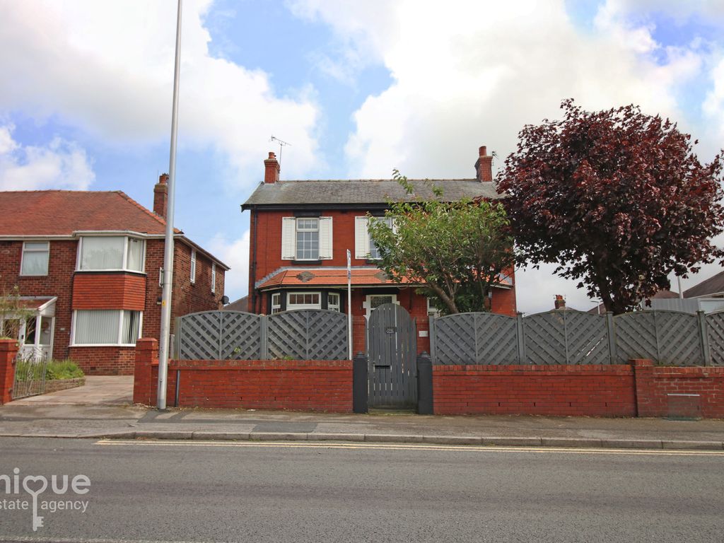 4 bed detached house for sale in Blackpool Old Road, Blackpool FY3, £