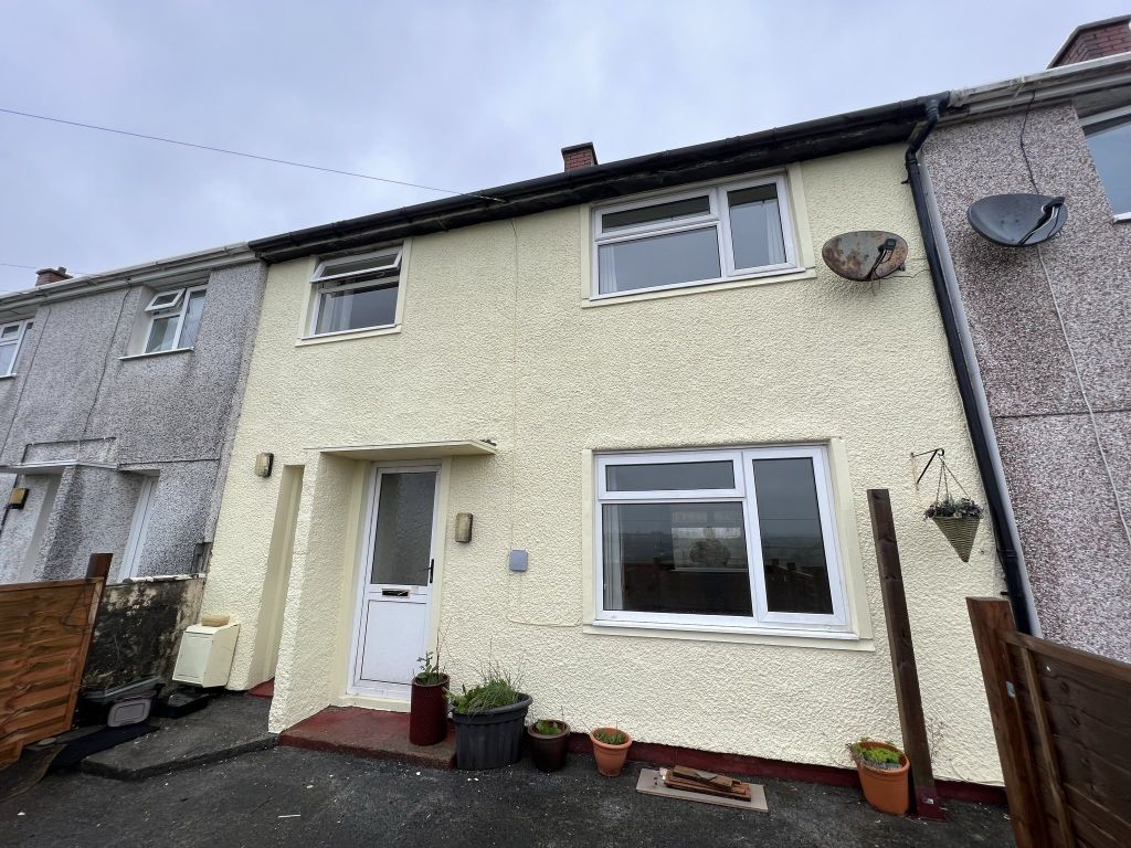 3 bed property to rent in Belvedere Avenue, Carmarthen, Carmarthenshire