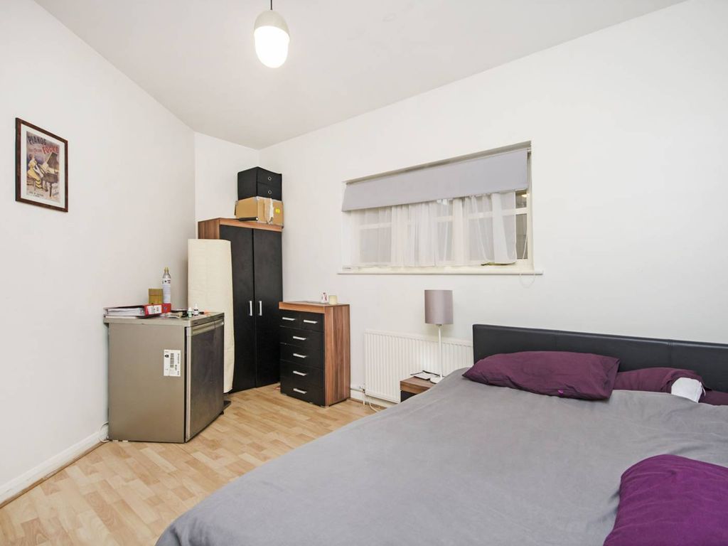 Crewys Road, Child's Hill, London NW2  