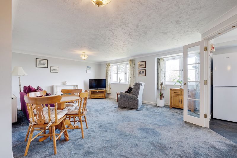 1 bed flat for sale in Blenheim Court, Christchurch BH23 Zoopla