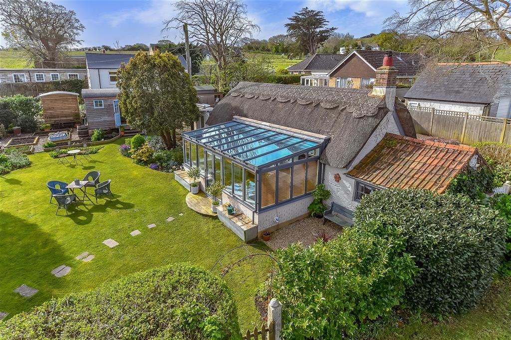 2 bed property for sale in Norton Green, Freshwater, Isle Of Wight PO40, £400,000 Zoopla