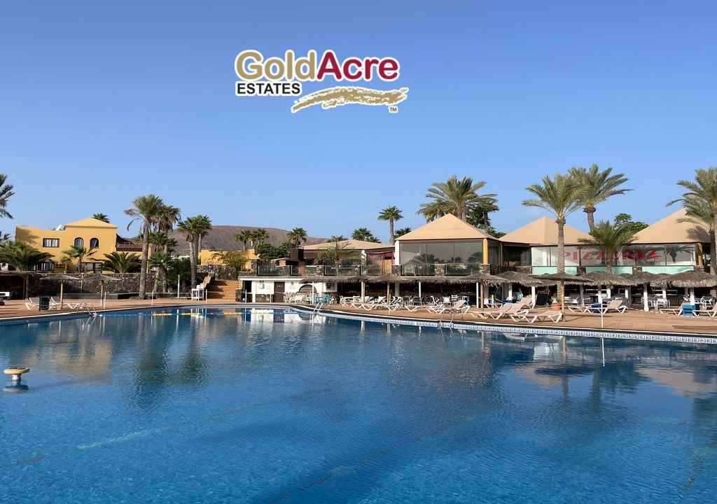 1 bed apartment for sale in Corralejo, Canary Islands, Spain, £143,674