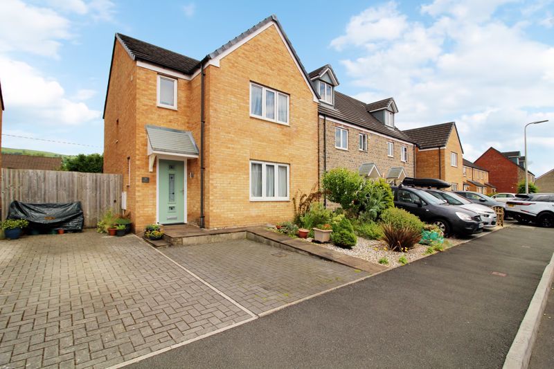 3 bed detached house for sale in Ymyl Yr Afon, Hawthorn, Pontypridd