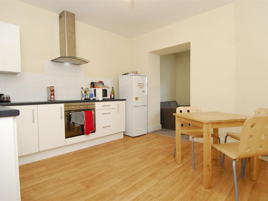 3 bed property to rent in Seaton Avenue PL4 Zoopla